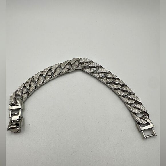 Unisex Super Blinged out NWOT cz encrusted silver tone chain link bracelet! - Picture 5 of 9